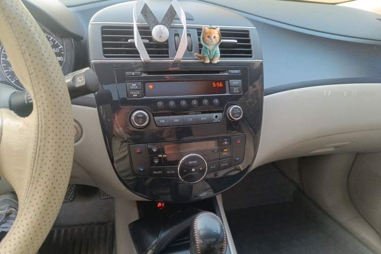 Used Nissan Tiida 2011 1.6L CVT Smart Version Audio And AC Panel