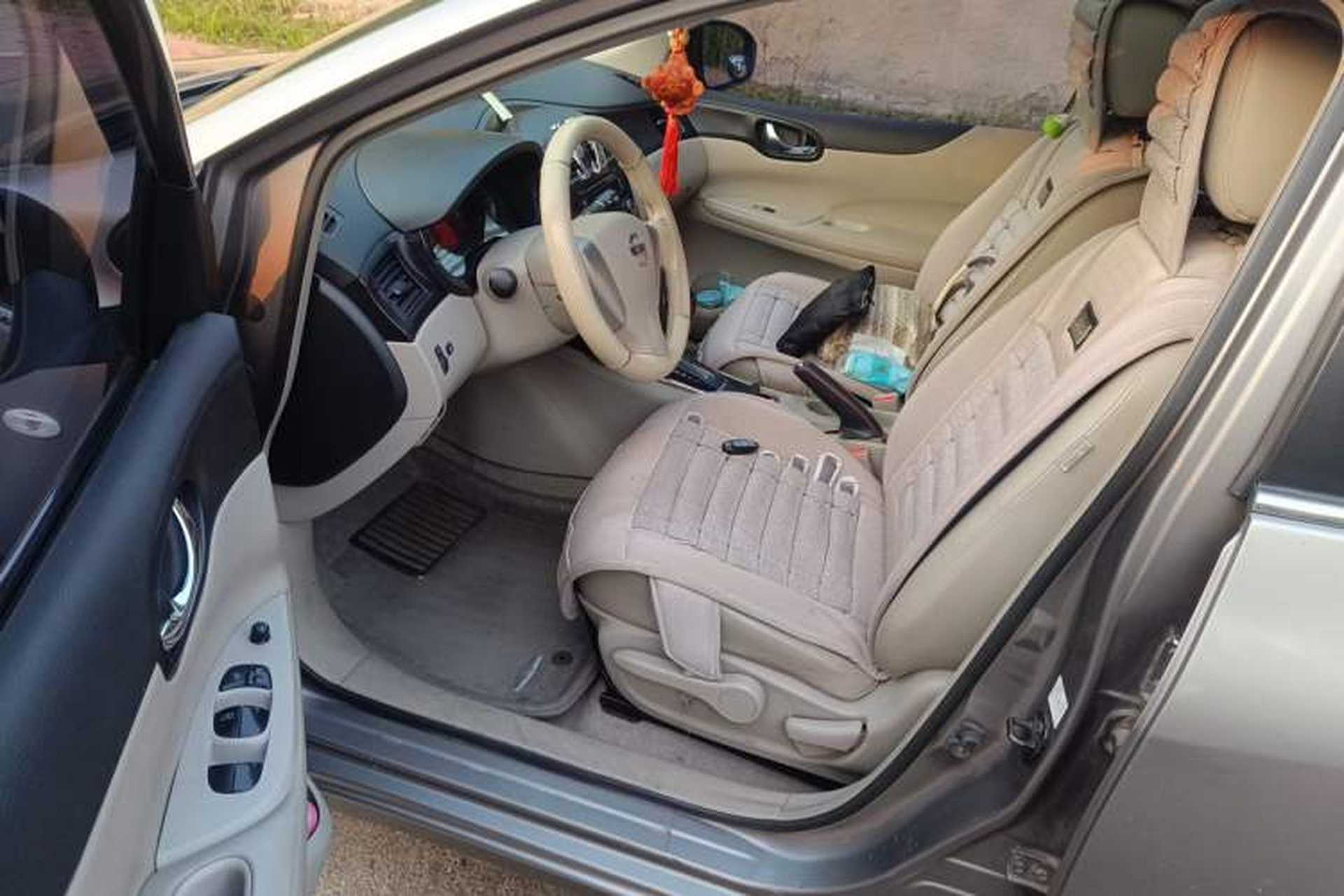 Used Nissan Tiida 2011 1.6L CVT Smart Version Driver Seat