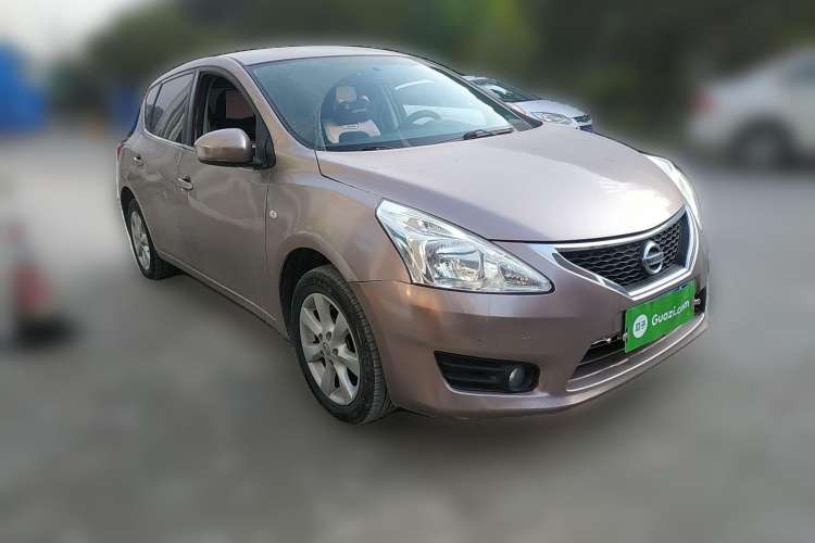 Used Nissan Tiida 2011 1.6L CVT Comfort Model Front Right 45 Deg