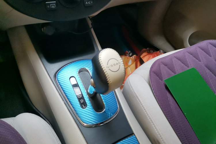 Used Nissan Tiida 2011 1.6L CVT Comfort Model Gear Lever