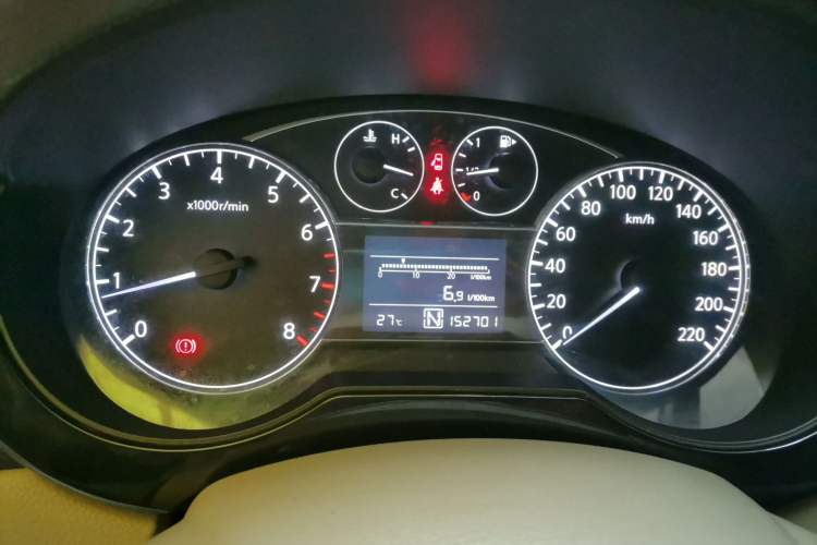 Used Nissan Tiida 2011 1.6L CVT Comfort Model Instrument Cluster