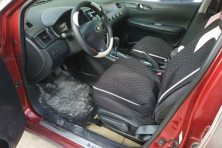 Used Nissan Tiida 2011 1.6L CVT Comfort Model Left Front Seat