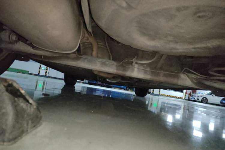 Used Nissan Tiida 2011 1.6L CVT Smart Version Chassis Rear