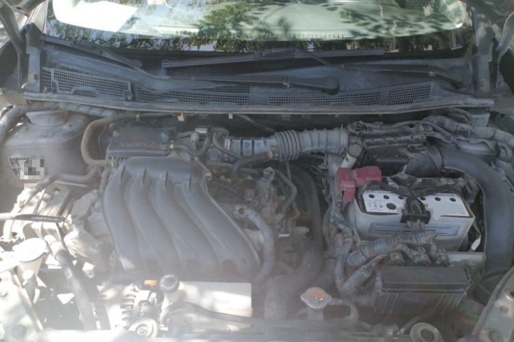 Used Nissan Tiida 2011 1.6L Manual Comfort Edition Engine Bay