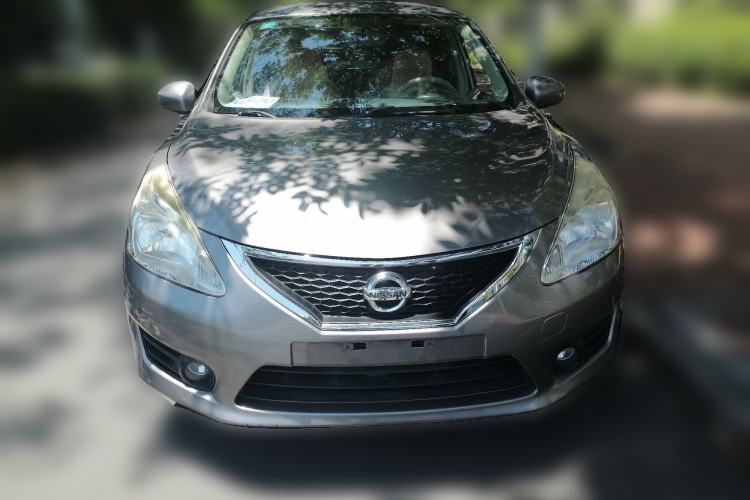 Used Nissan Tiida 2011 1.6L Manual Comfort Edition Front