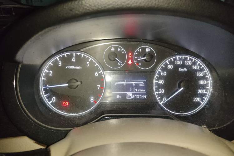 Used Nissan Tiida 2011 1.6L CVT Smart Version Instrument Cluster