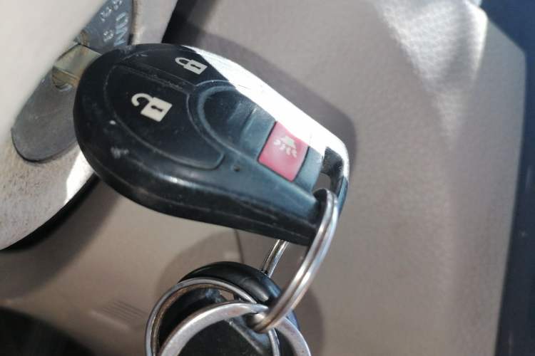 Used Nissan Tiida 2011 1.6L Manual Comfort Edition Vehicle Key
