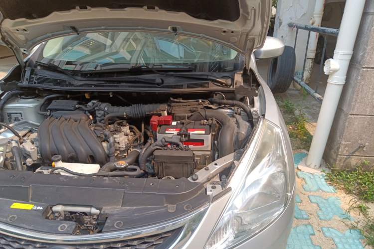 Used Nissan Tiida 2011 1.6L CVT Comfort Model Engine Bay Left