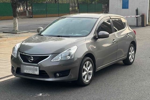 Used Nissan Tiida 2011 1.6L CVT Smart Version