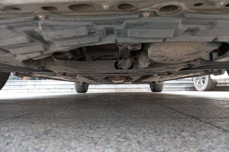 Used Nissan Tiida 2011 1.6L CVT Smart Version Chassis Front
