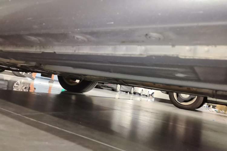 Used Nissan Tiida 2011 1.6L CVT Smart Version Chassis Front Left