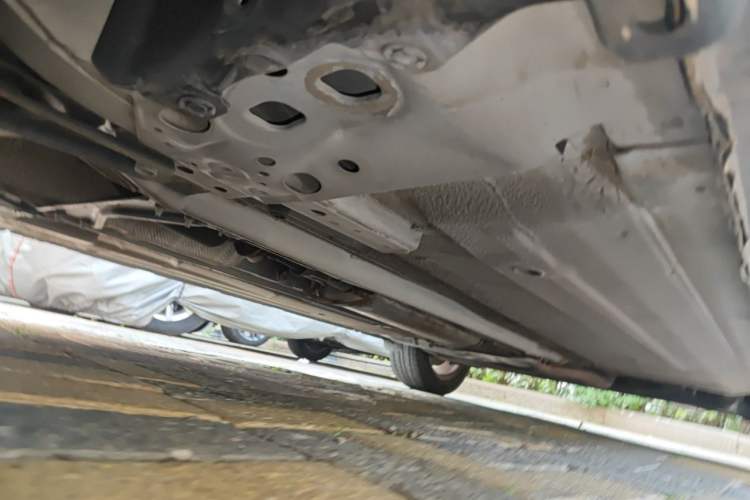 Used Nissan Tiida 2011 1.6L Manual Smart Version Chassis Front Left