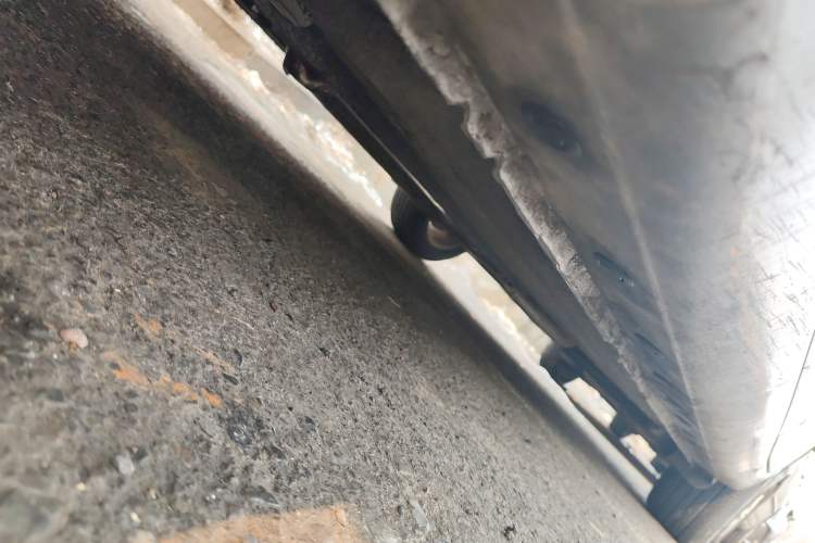 Used Nissan Tiida 2011 1.6L CVT Comfort Model Chassis Front Left