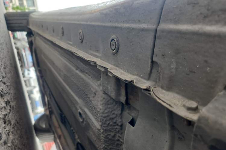 Used Nissan Tiida 2011 1.6L CVT Luxury Edition Chassis Front Right