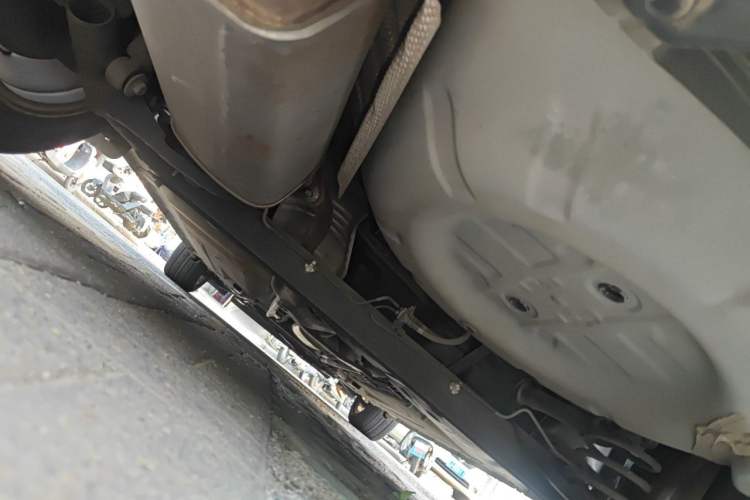 Used Nissan Tiida 2011 1.6L Manual Smart Version Chassis Rear