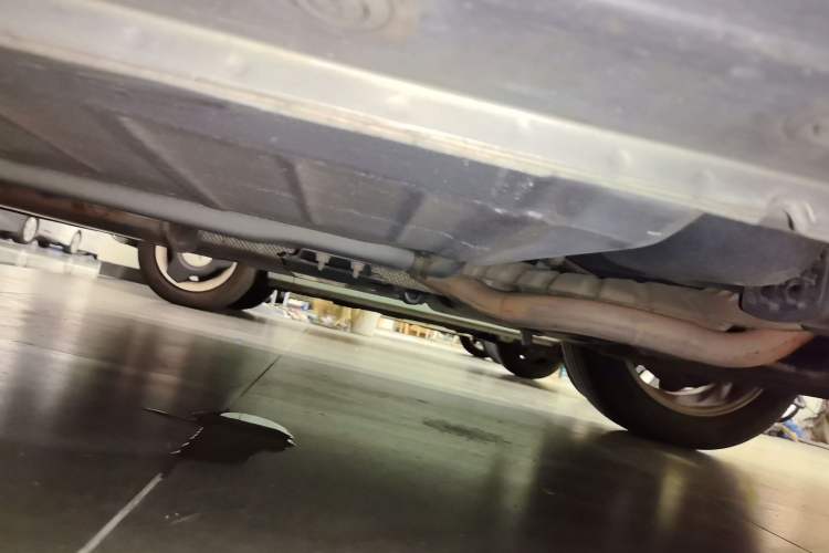 Used Nissan Tiida 2011 1.6L CVT Smart Version Chassis Rear Left