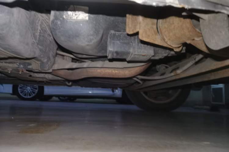 Used Nissan Tiida 2011 1.6L Manual Smart Version Chassis Rear Left