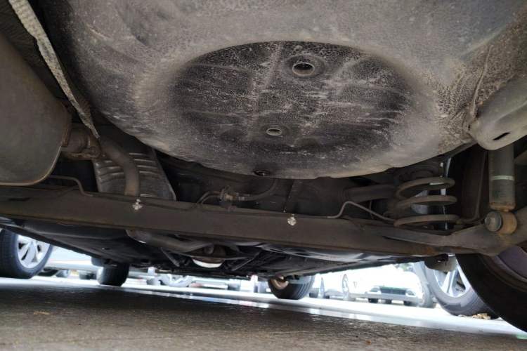 Used Nissan Tiida 2011 1.6L CVT Smart Version Chassis Rear