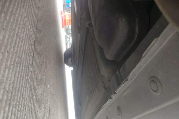 Used Nissan Tiida 2011 1.6L CVT Smart Version Chassis Rear Right