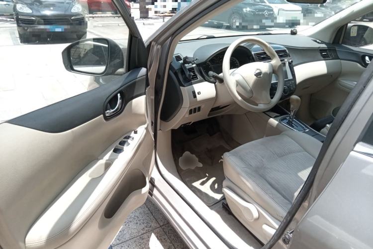 Used Nissan Tiida 2011 1.6L CVT Smart Version Driver Seat