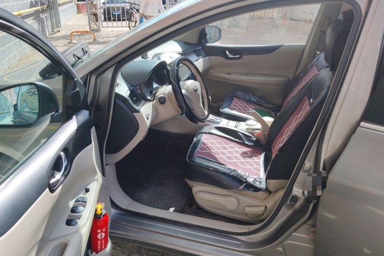 Used Nissan Tiida 2011 1.6L CVT Smart Version Driver Seat