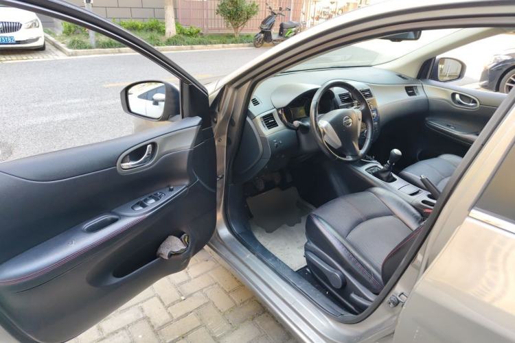 Used Nissan Tiida 2011 1.6T Manual Xuan Dong Edition Driver Seat