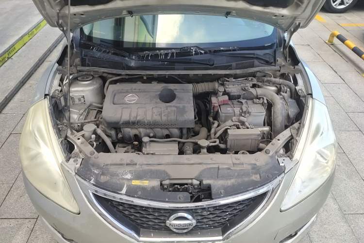 Used Nissan Tiida 2011 1.6L CVT Smart Version Engine Bay