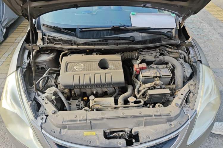 Used Nissan Tiida 2011 1.6L Manual Smart Version Engine Bay