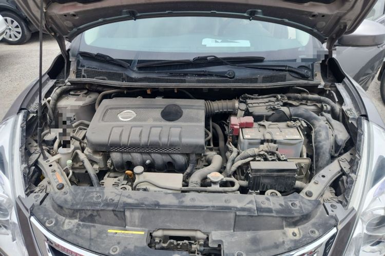 Used Nissan Tiida 2011 1.6L CVT Luxury Edition Engine Bay