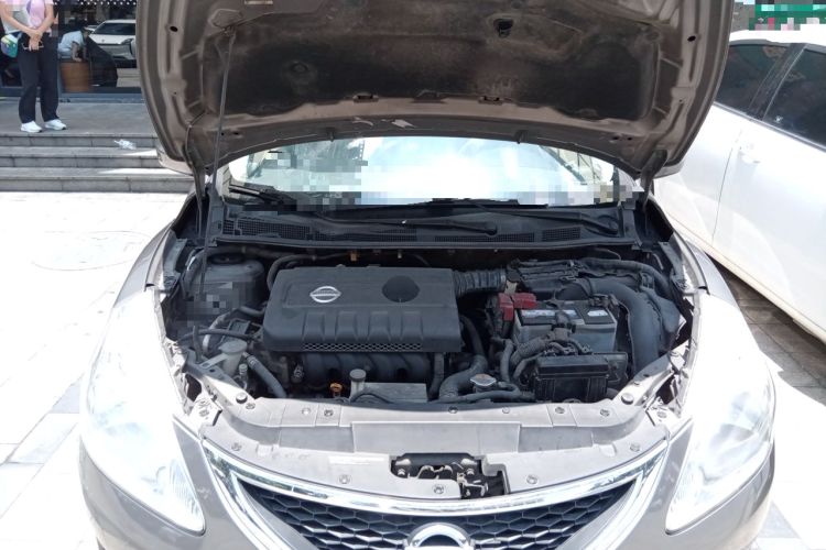 Used Nissan Tiida 2011 1.6L CVT Smart Version Engine Bay