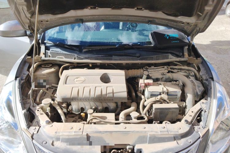 Used Nissan Tiida 2011 1.6L CVT Smart Version Engine Bay