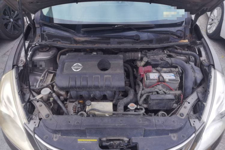 Used Nissan Tiida 2011 1.6L CVT Smart Version Engine Bay