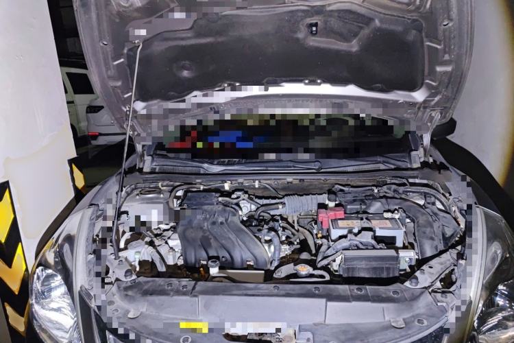 Used Nissan Tiida 2011 1.6L Manual Comfort Edition Engine Bay
