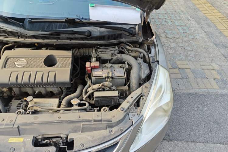 Used Nissan Tiida 2011 1.6L Manual Smart Version Engine Bay Left
