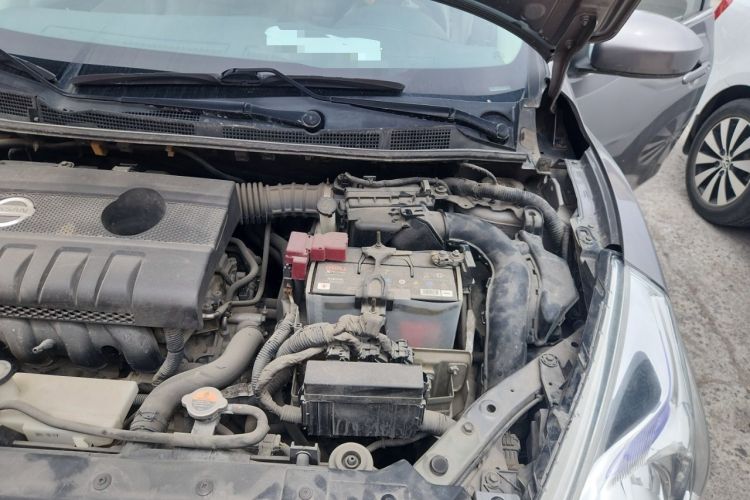 Used Nissan Tiida 2011 1.6L CVT Luxury Edition Engine Bay Left