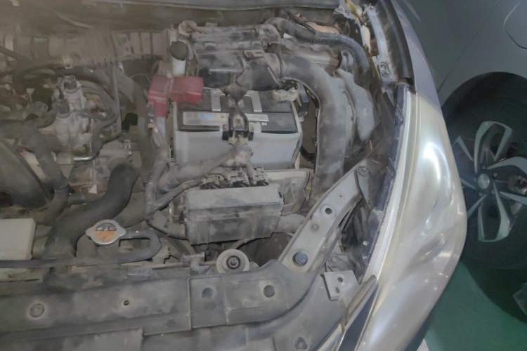 Used Nissan Tiida 2011 1.6L CVT Comfort Model Engine Bay Left