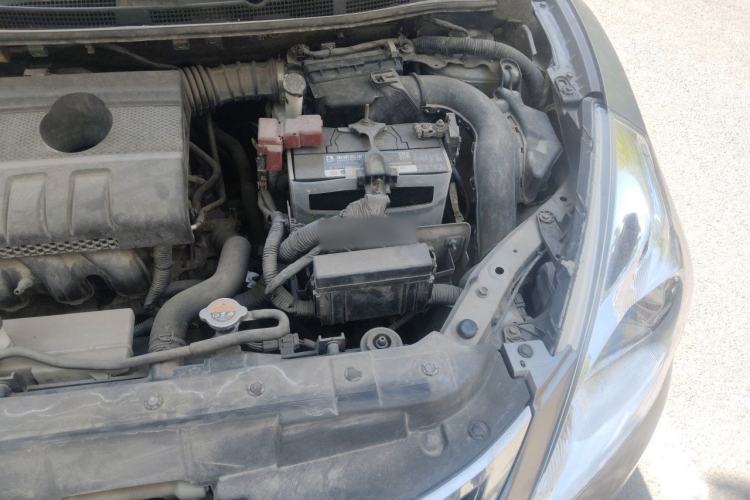 Used Nissan Tiida 2011 1.6L CVT Smart Version Engine Bay Left