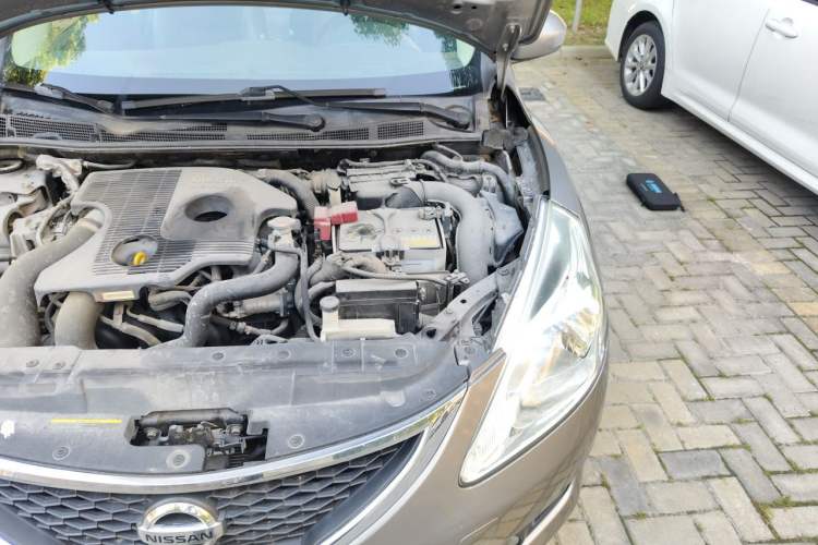 Used Nissan Tiida 2011 1.6T Manual Xuan Dong Edition Engine Bay Left