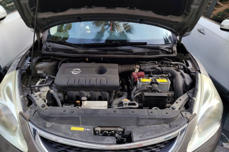 Used Nissan Tiida 2011 1.6L CVT Smart Version Engine Bay