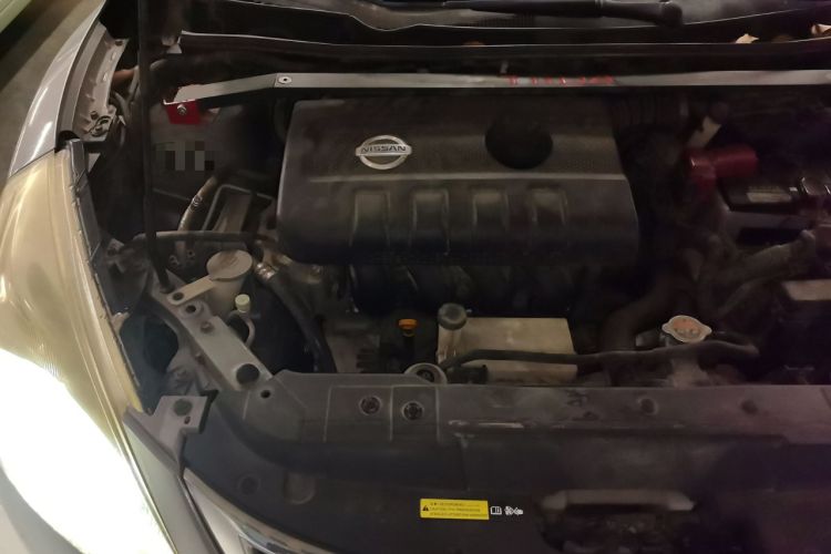 Used Nissan Tiida 2011 1.6L CVT Smart Version Engine Bay Right