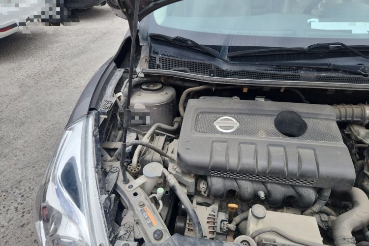 Used Nissan Tiida 2011 1.6L CVT Luxury Edition Engine Bay Right
