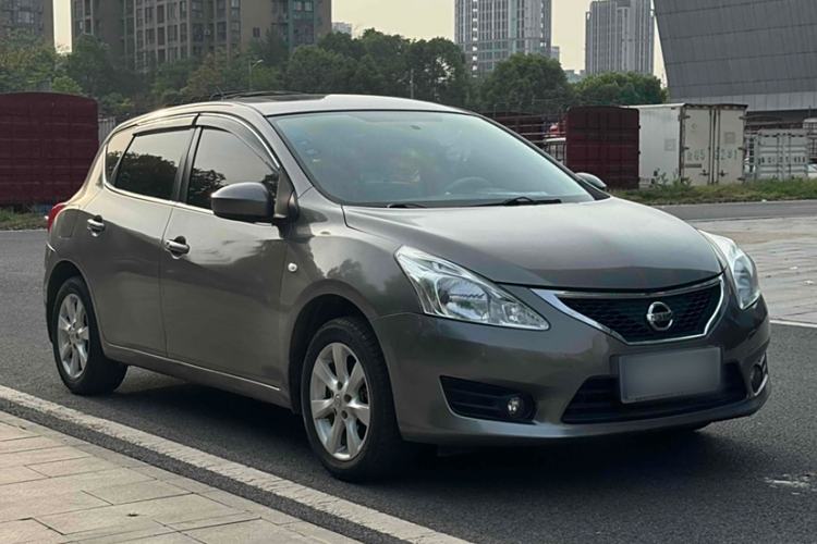 Used Nissan Tiida 2011 1.6L CVT Smart Version Exterior 2