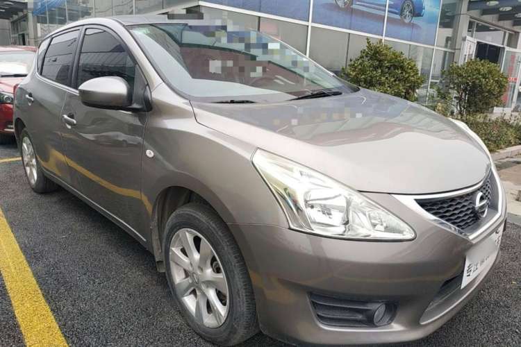 Used Nissan Tiida 2011 1.6L Manual Comfort Edition Exterior 2
