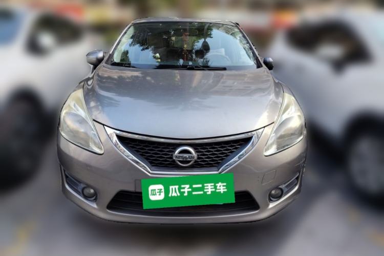 Used Nissan Tiida 2011 1.6L CVT Smart Version Front