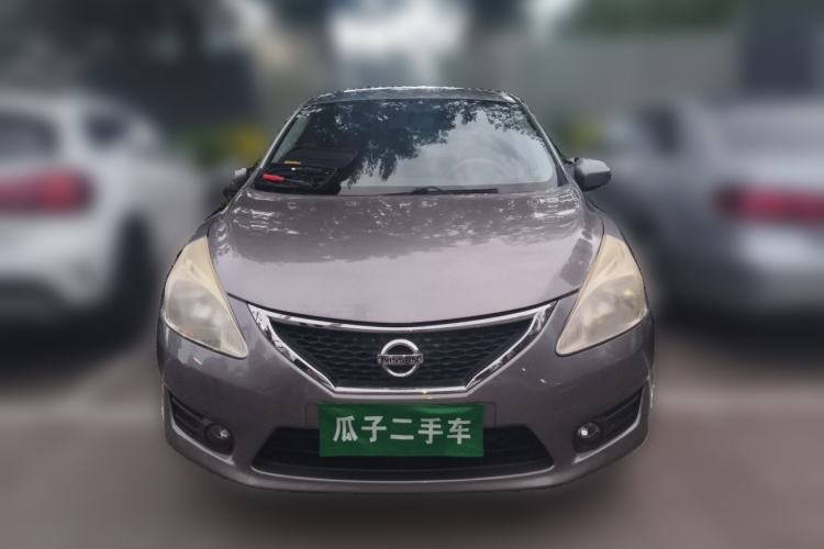 Used Nissan Tiida 2011 1.6L Manual Comfort Edition Front