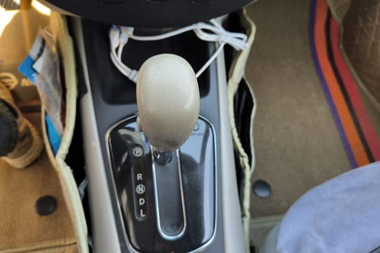Used Nissan Tiida 2011 1.6L CVT Comfort Model Gear Lever
