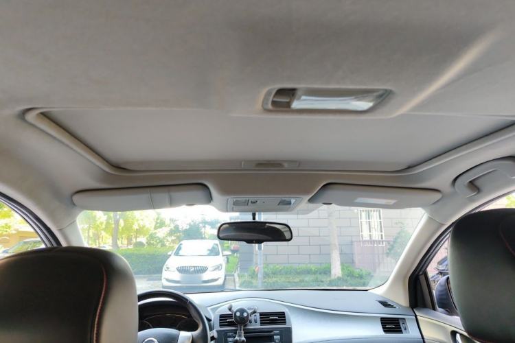 Used Nissan Tiida 2011 1.6T Manual Xuan Dong Edition Headliner