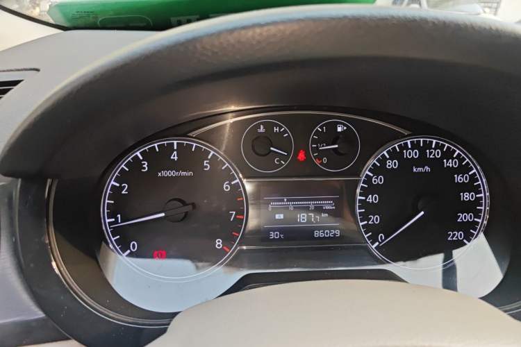 Used Nissan Tiida 2011 1.6L Manual Smart Version Instrument Cluster