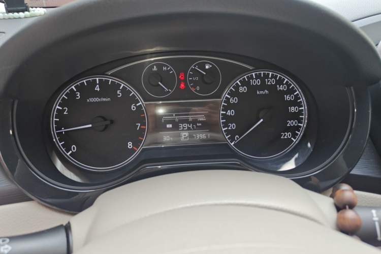 Used Nissan Tiida 2011 1.6L CVT Smart Version Instrument Cluster