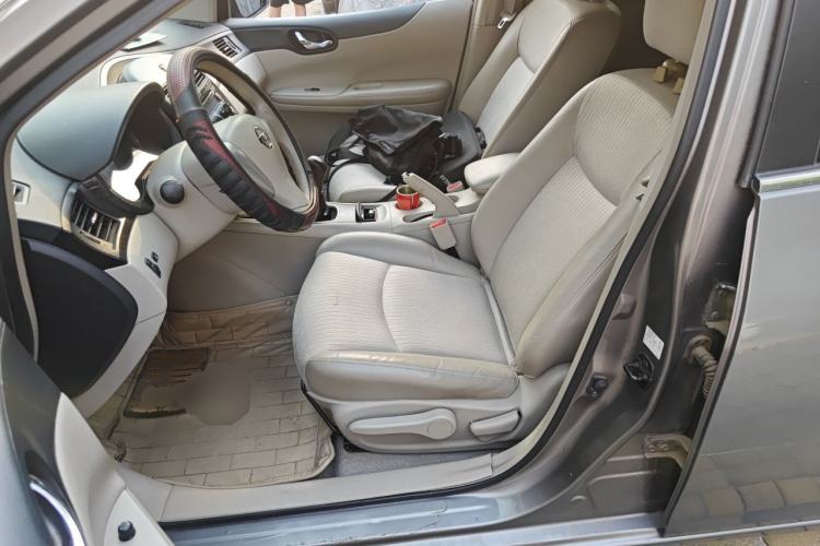 Used Nissan Tiida 2011 1.6L Manual Smart Version Left Front Seat